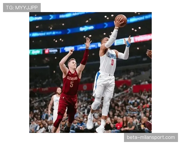 爱荷华州大击败FDU 莫姆奇洛维奇29分3篮板